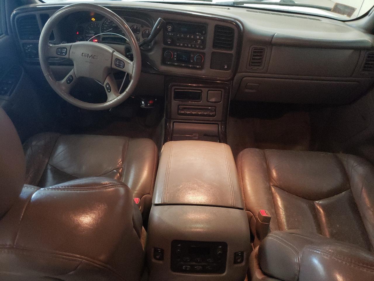 2003 GMC Yukon Denali VIN: 1GKEK63U23J136487 Lot: 57974035