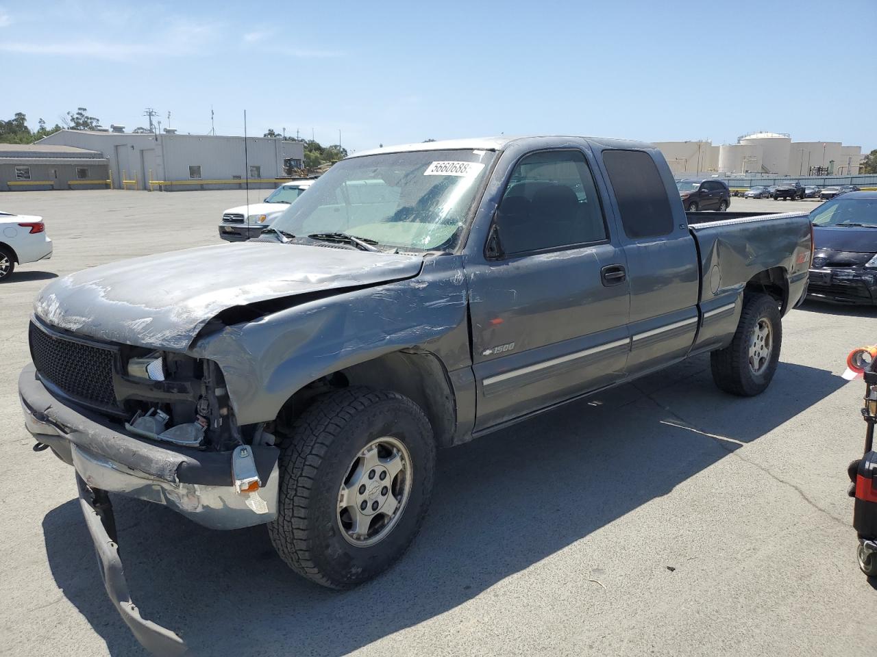 2000 Chevrolet Silverado K1500 იყიდება Martinez-ში, CA - Front End