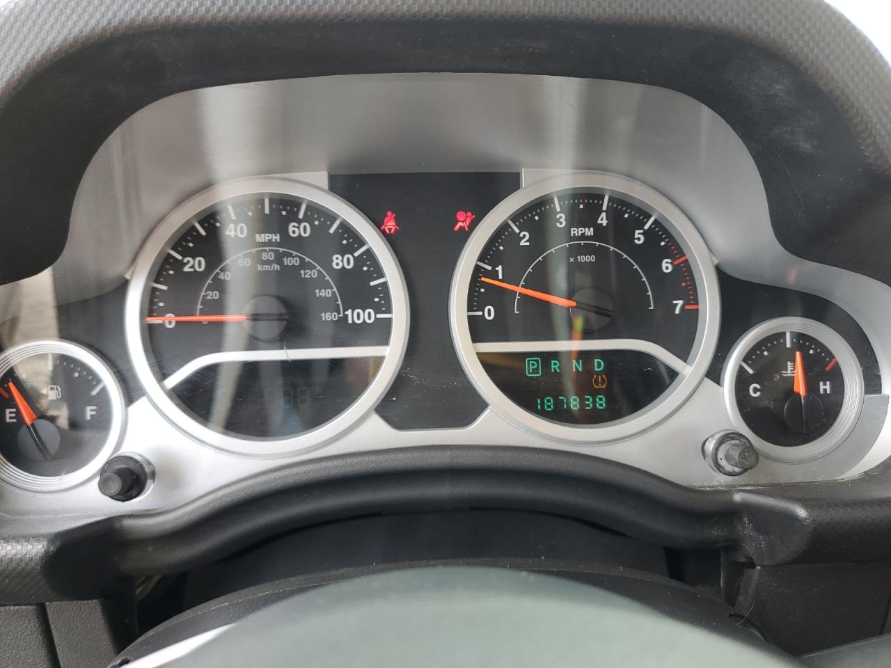 2010 Jeep Wrangler Unlimited Sahara VIN: 1J4BA5H10AL166805 Lot: 57134885