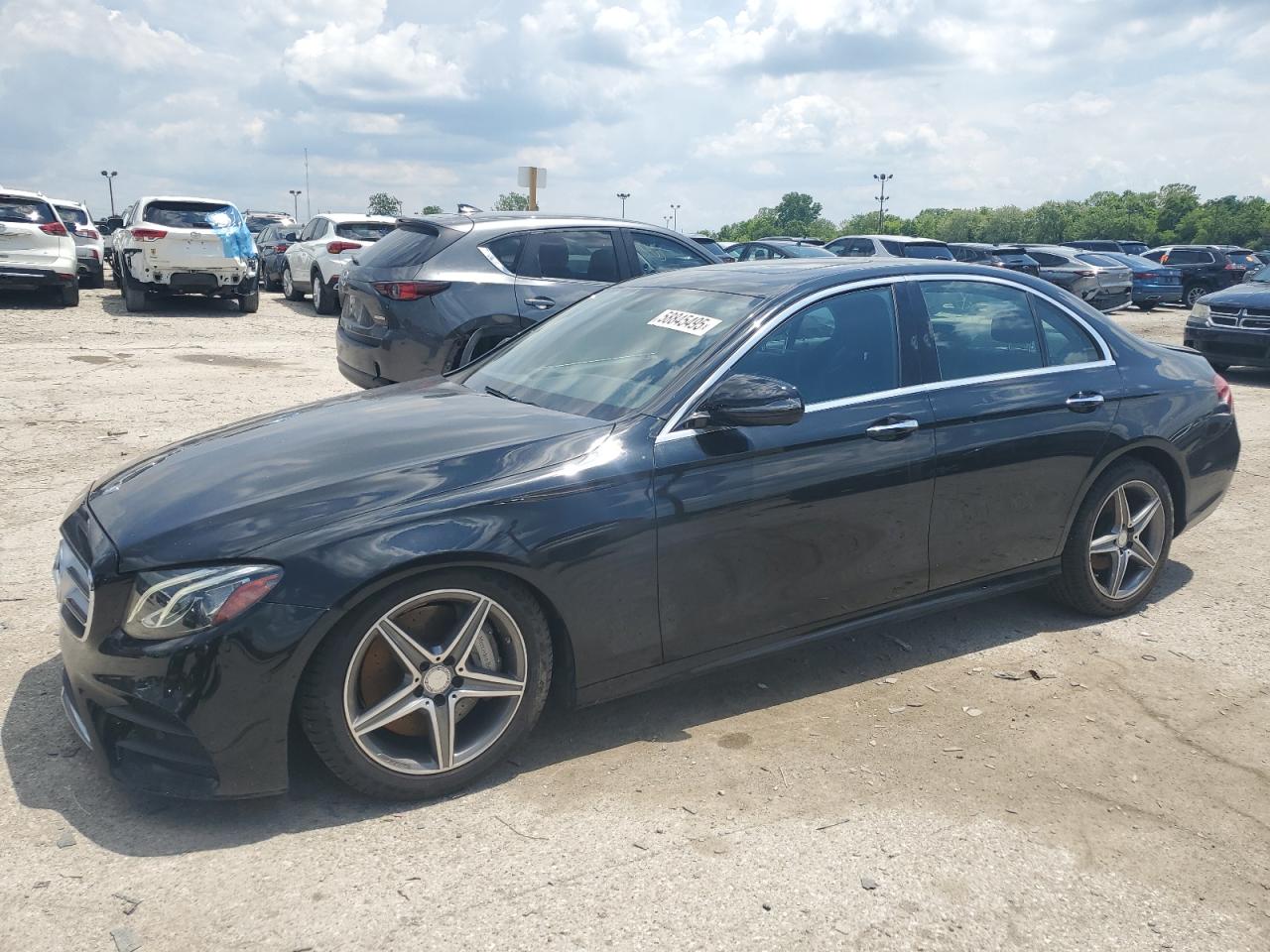 2017 Mercedes-Benz E 300 4Matic na sprzedaż w Indianapolis, IN - Front End