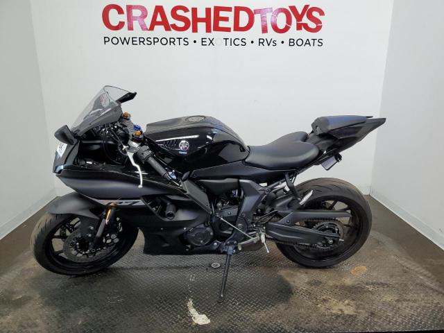 2024 YAMAHA YZFR7   