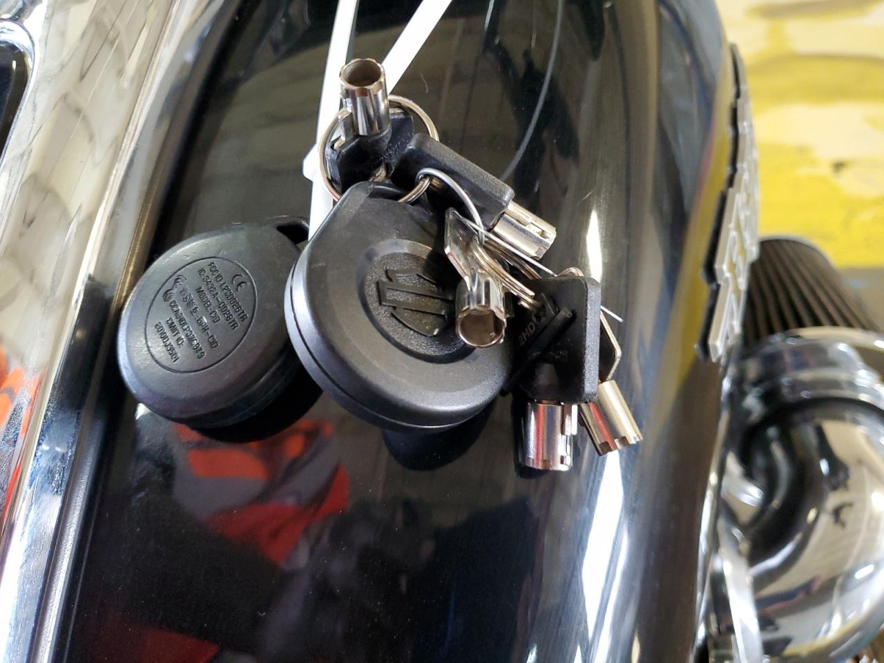 2013 Harley-Davidson Flhx Street Glide VIN: 1HD1KBM10DB687390 Lot: 56138175