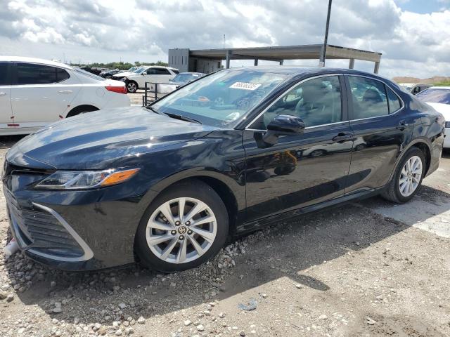  TOYOTA CAMRY 2022 Czarny