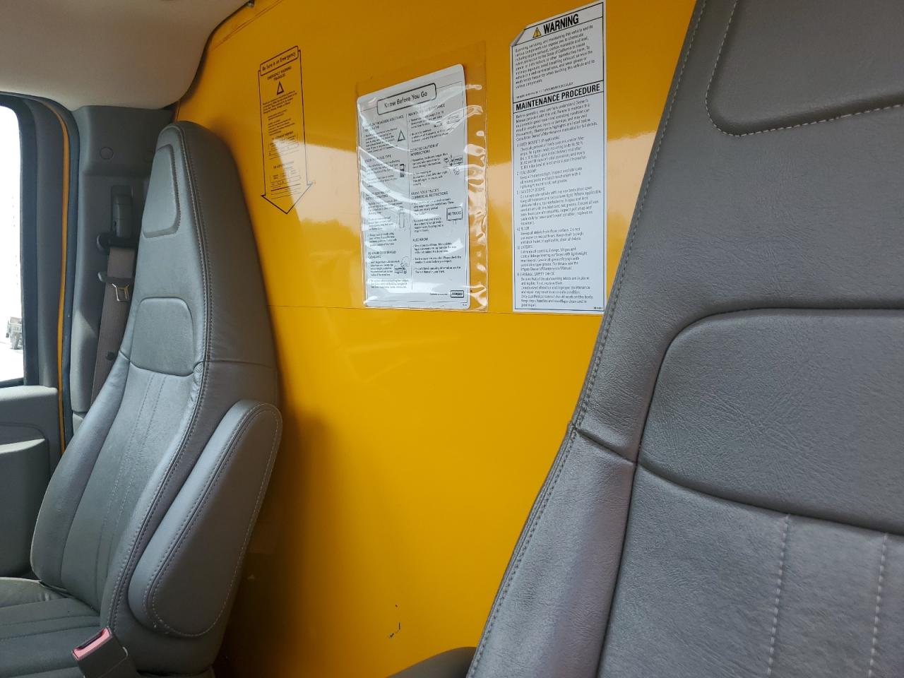 2022 GMC Savana Cutaway G3500 VIN: 7GZ37TC70NN001813 Lot: 57078075