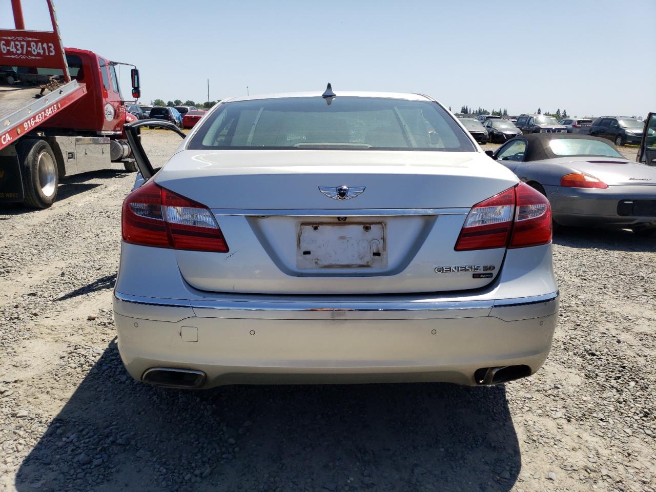 2012 Hyundai Genesis 5.0L VIN: KMHGC4DHXCU202303 Lot: 54987435