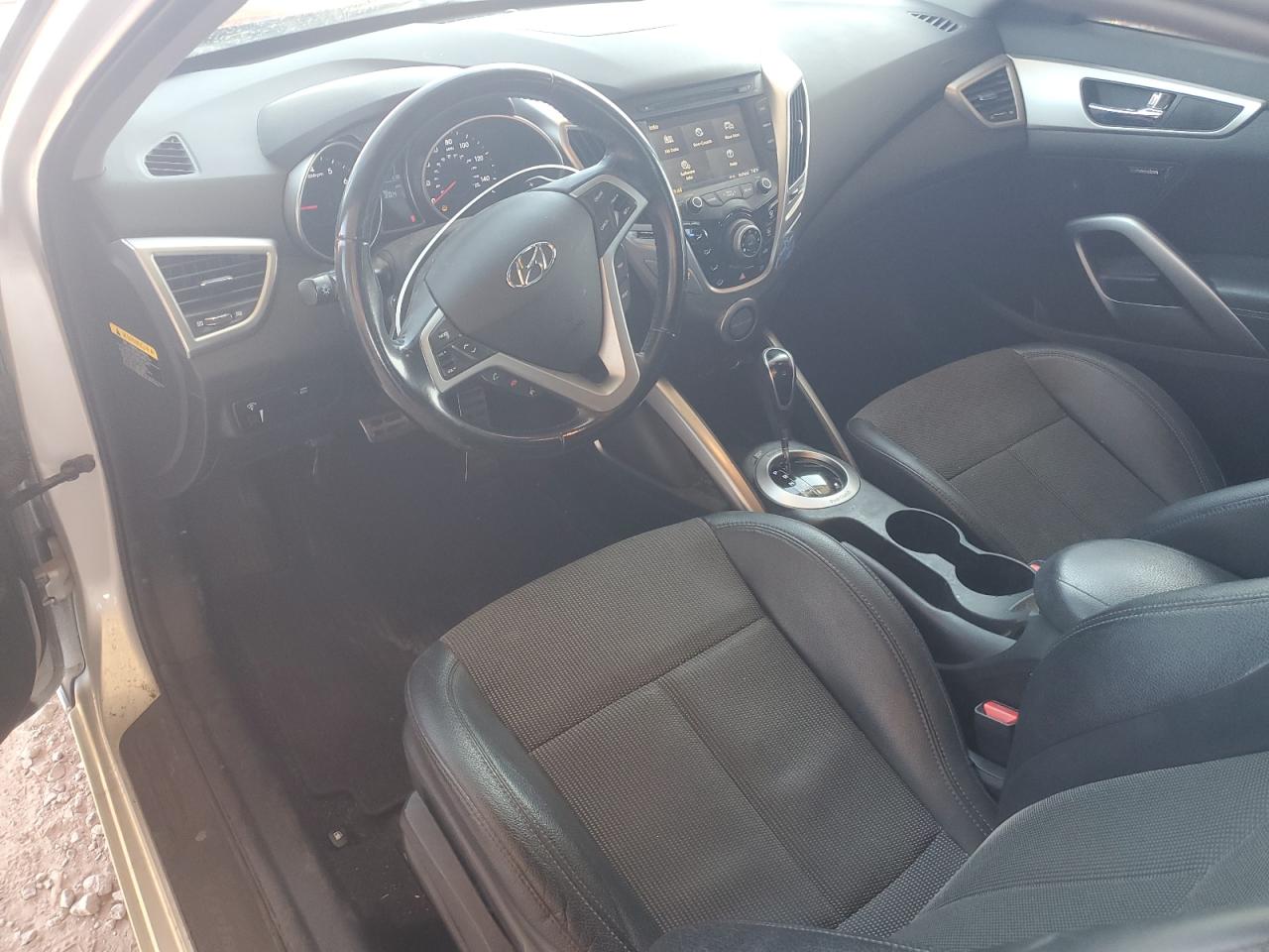 2014 Hyundai Veloster VIN: KMHTC6AD7EU216819 Lot: 57135335