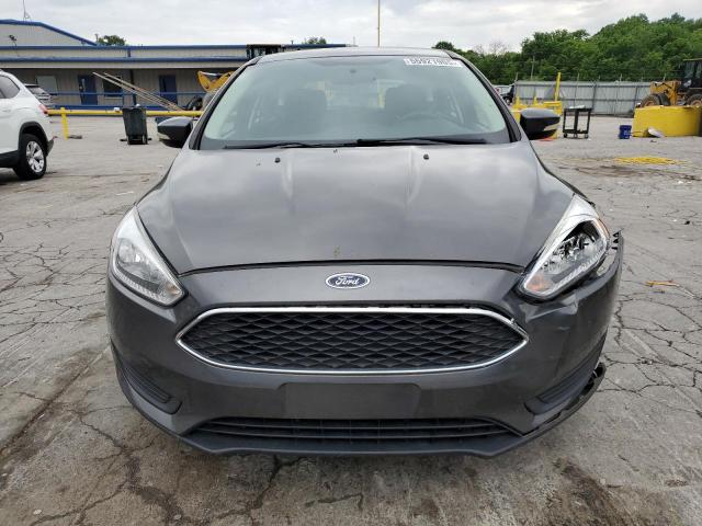 Hatchbacks FORD FOCUS 2015 Szary