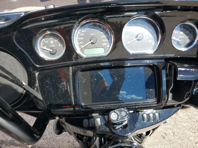  HARLEY-DAVIDSON FLHXS 2019 Серебристый