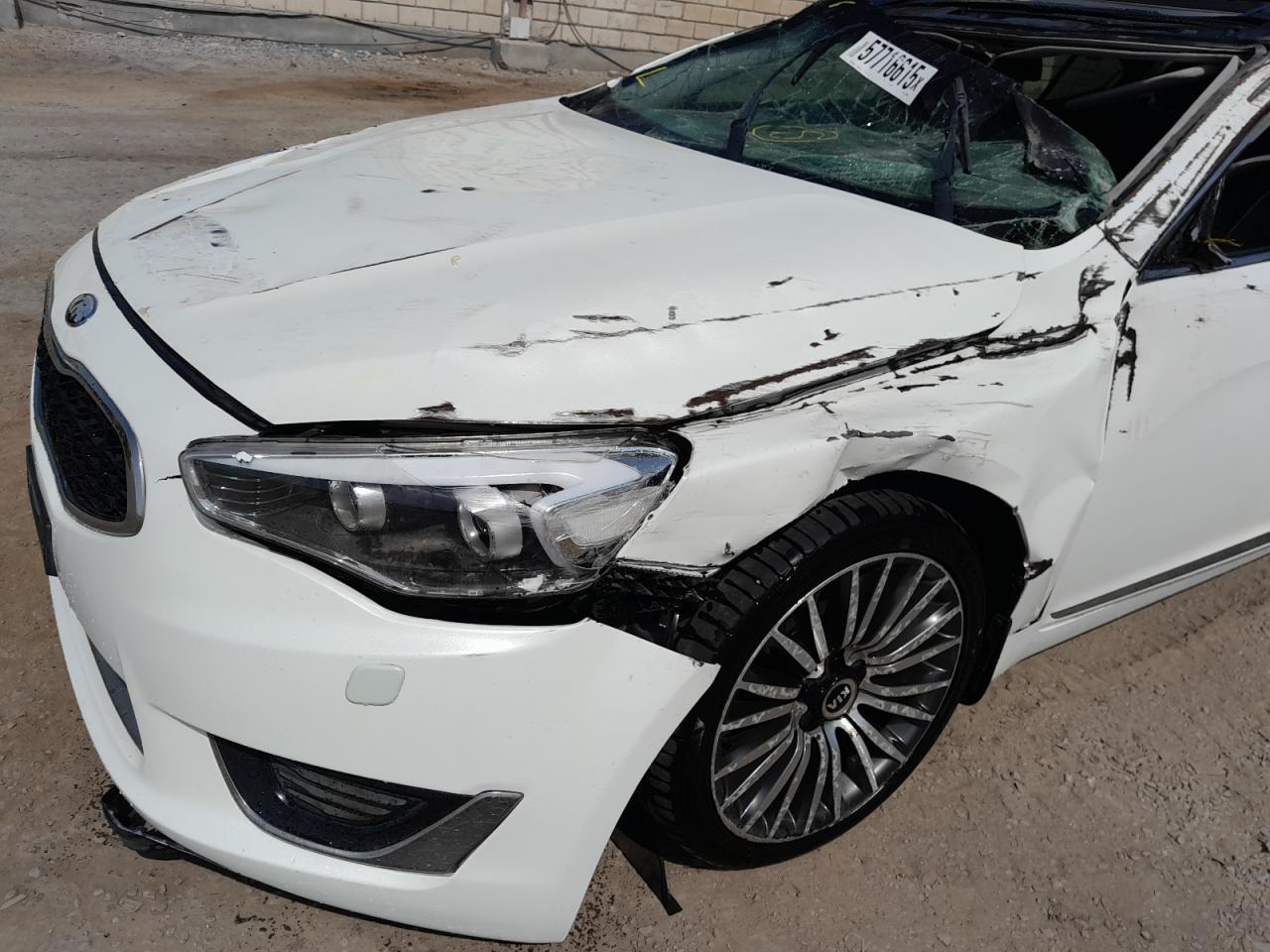 KNALN4144E5158047 - 2015 Kia Cadenza - #57716615