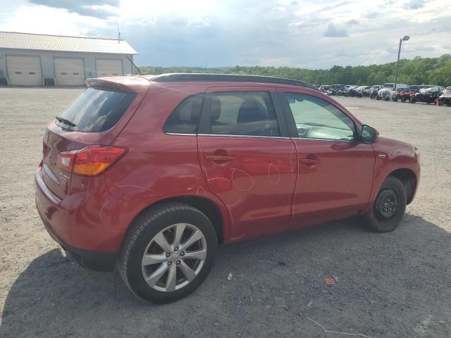  MITSUBISHI OUTLANDER 2015 Czerwony