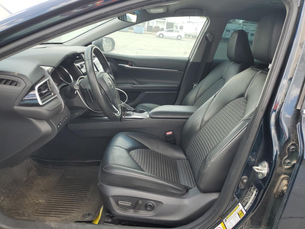 4T1B11HK4JU585804 TOYOTA CAMRY 2018