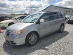 Barberton, OH에서 판매 중인 2013 Chrysler Town & Country Touring L - Front End