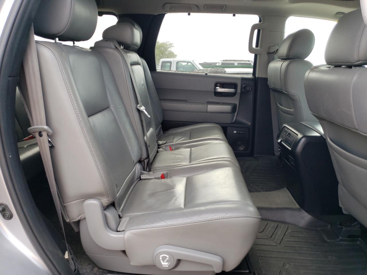 2013 Toyota Sequoia Limited VIN: 5TDJY5G10DS074448 Lot: 55629005