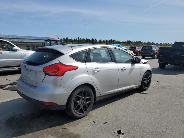 Хетчбеки FORD FOCUS 2016 Сріблястий