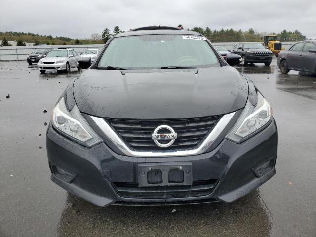  NISSAN ALTIMA 2017 Czarny