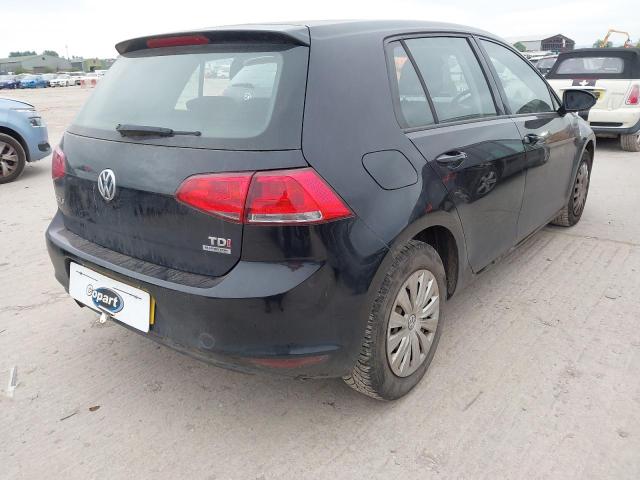 2013 VOLKSWAGEN GOLF S BLU