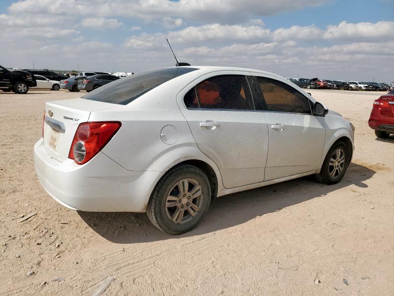 Sedans CHEVROLET SONIC 2015 Biały
