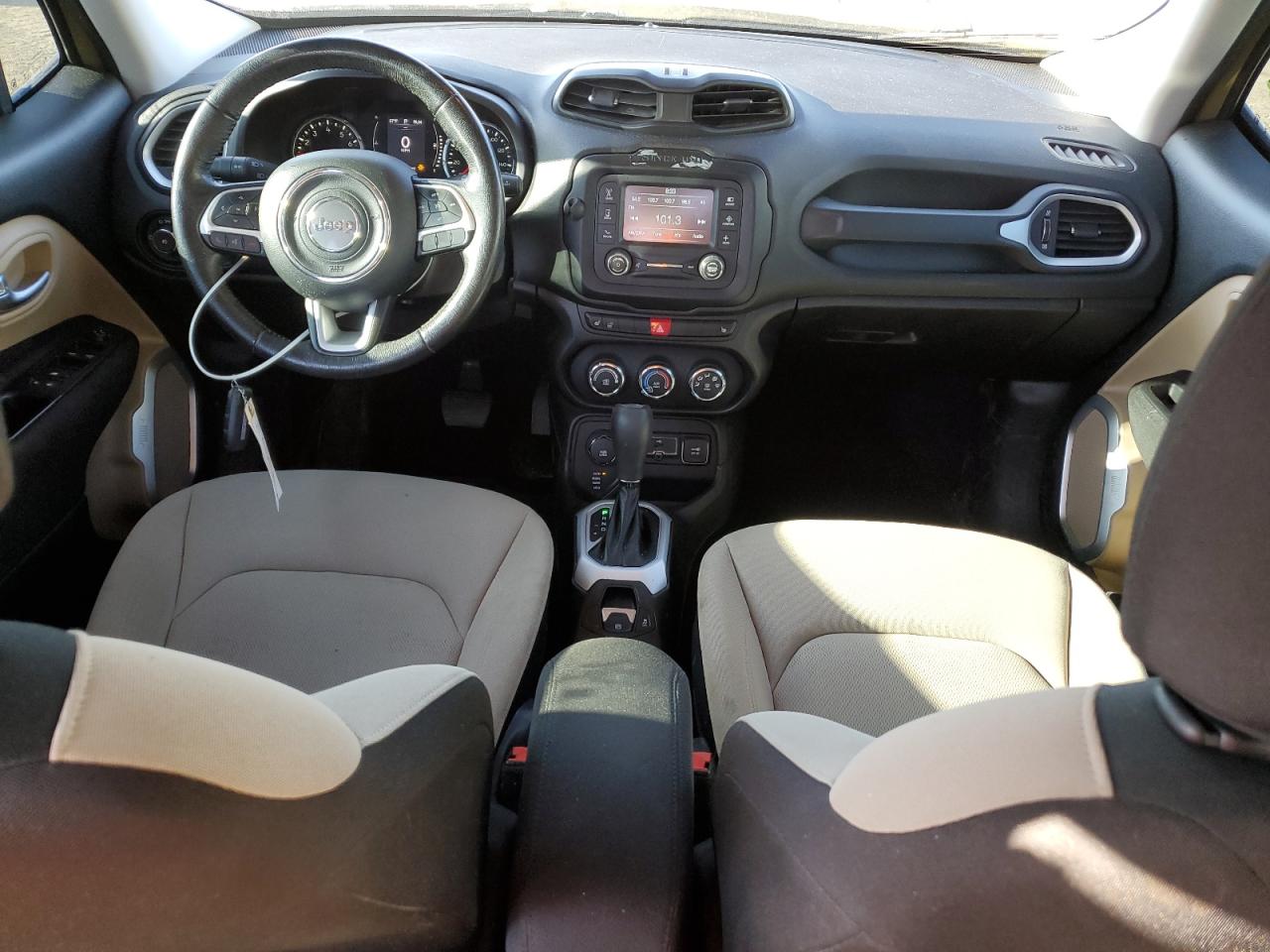 2015 Jeep Renegade Latitude VIN: ZACCJBBT3FPB87492 Lot: 56017335