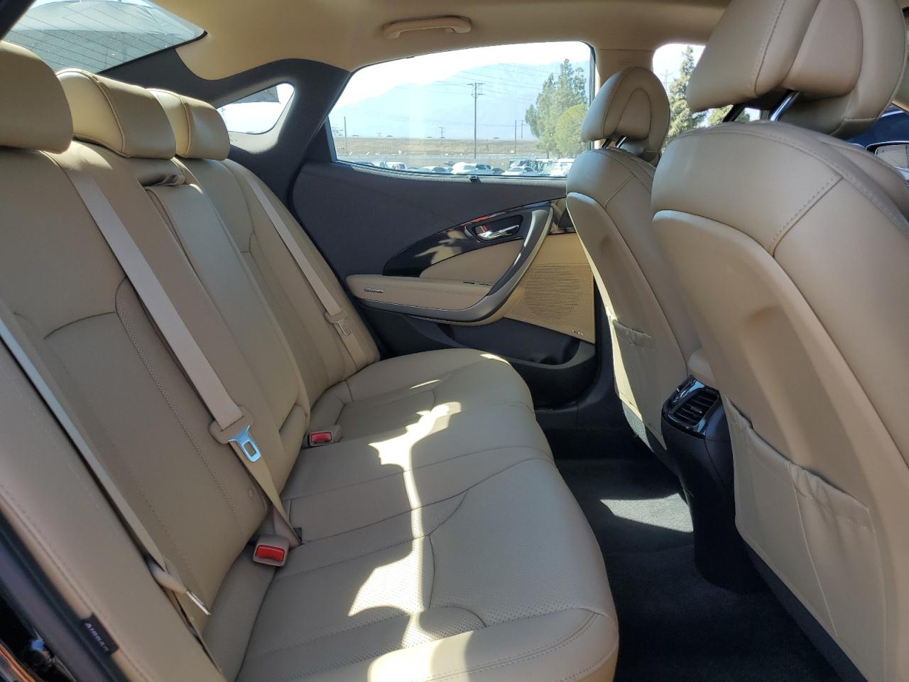 2017 Hyundai Azera Limited VIN: KMHFH4JG1HA590961 Lot: 57358035