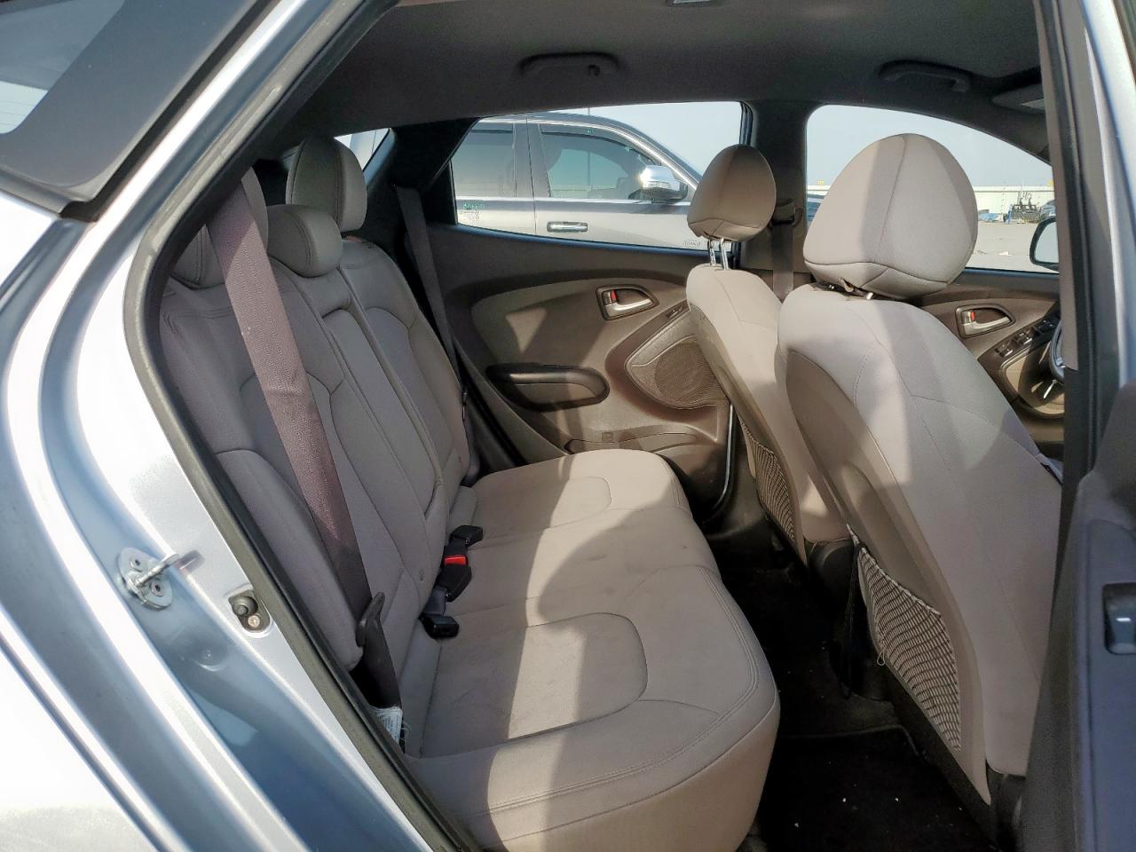 2010 Hyundai Tucson Gls VIN: KM8JT3AC1AU084647 Lot: 56434685