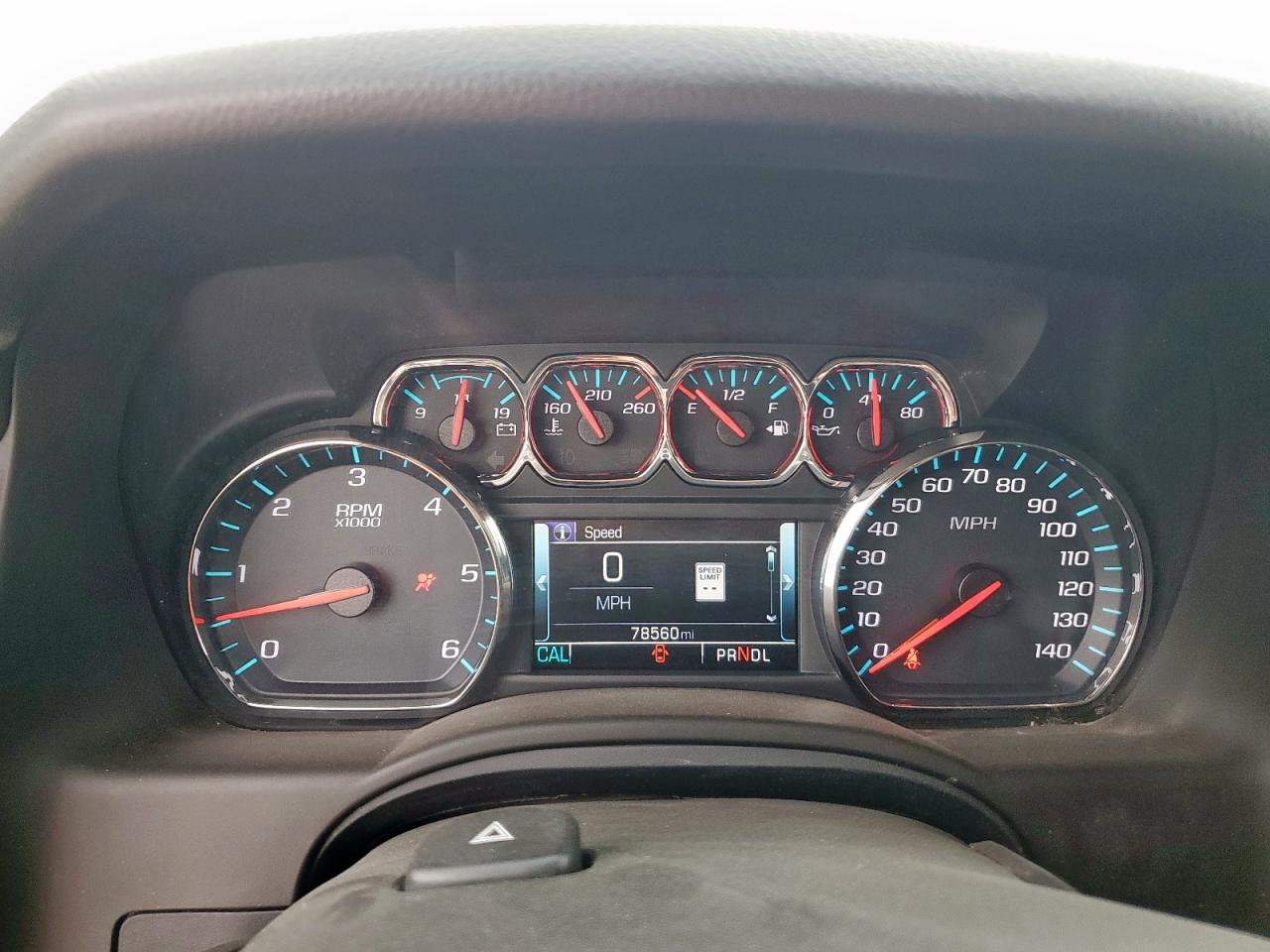 2018 Chevrolet Suburban C1500 Lt VIN: 1GNSCHKC3JR389677 Lot: 54857665