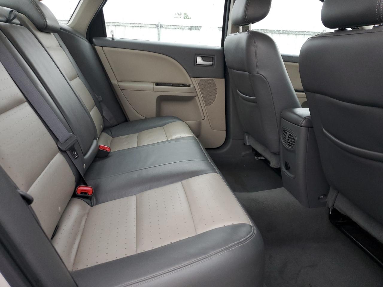 2008 Mercury Sable Premier VIN: 1MEHM42W58G620148 Lot: 56937895