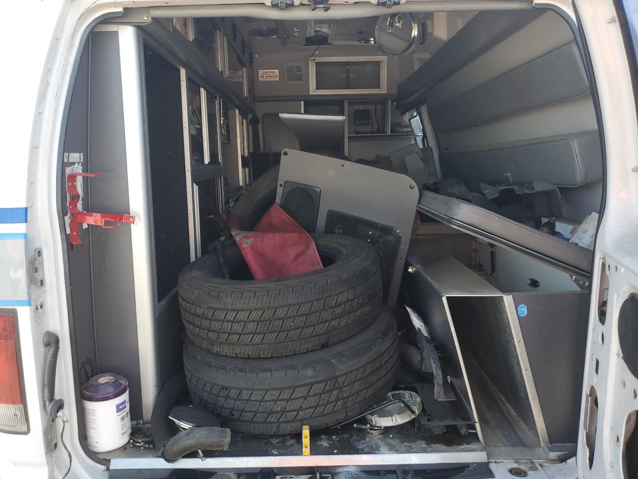 2008 Ford Econoline E350 Super Duty Van VIN: 1FDSS34P08DB42957 Lot: 58850435