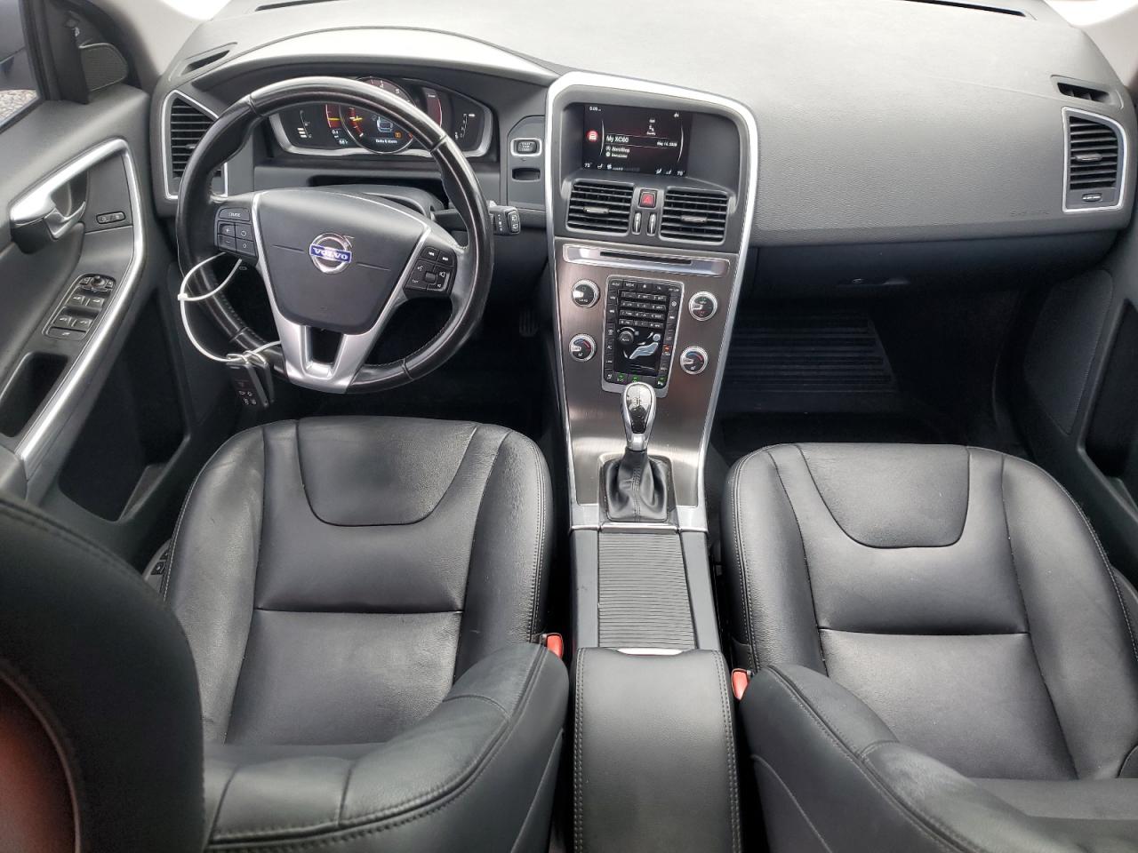 2015 Volvo Xc60 T5 Premier VIN: YV440MDK0F2761450 Lot: 57087695