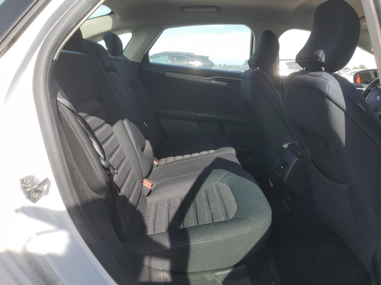 2019 Ford Fusion Se VIN: 3FA6P0LU0KR124864 Lot: 54037385