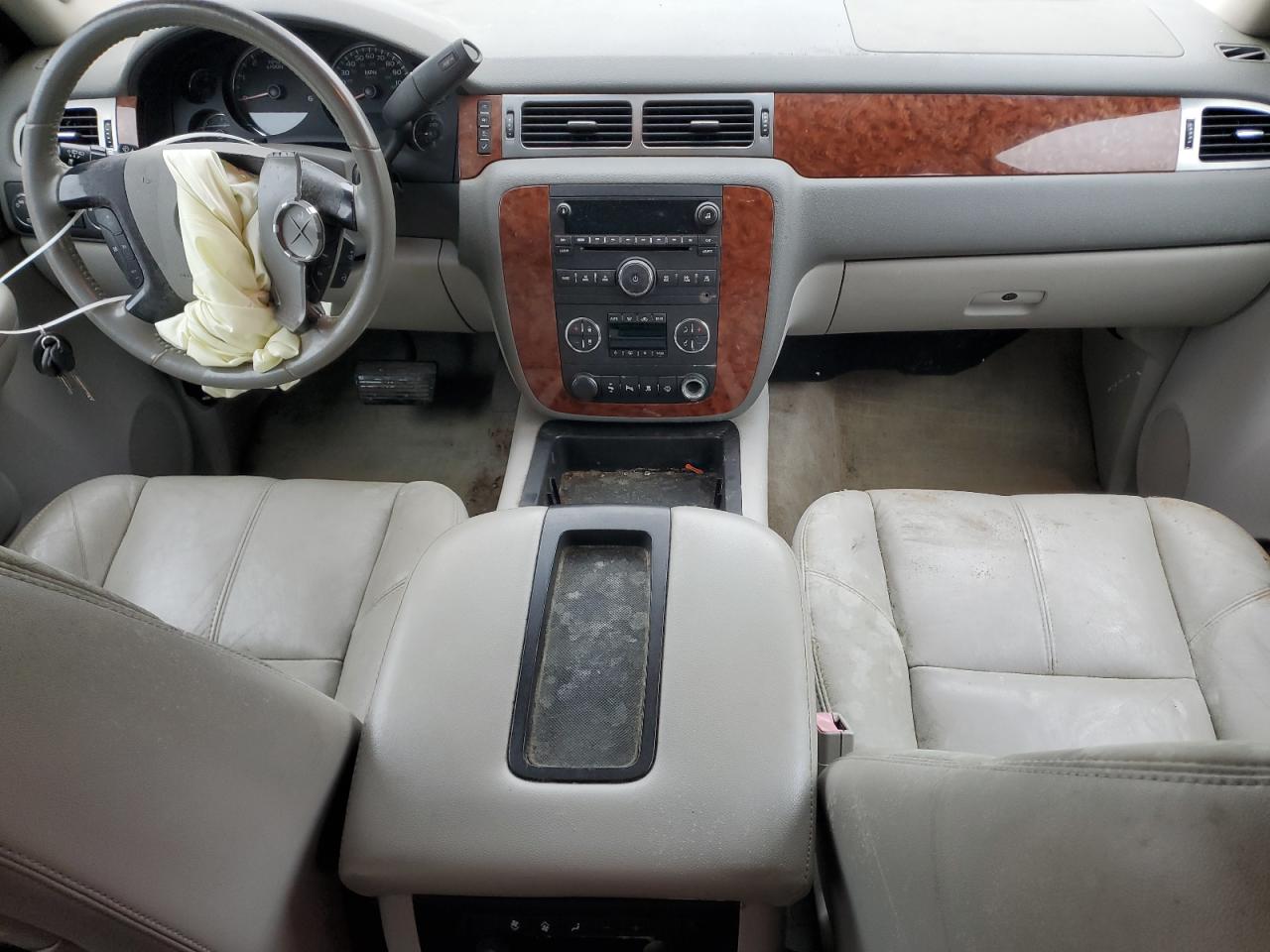 2007 Chevrolet Suburban K1500 VIN: 1GNFK16337R404872 Lot: 57866605