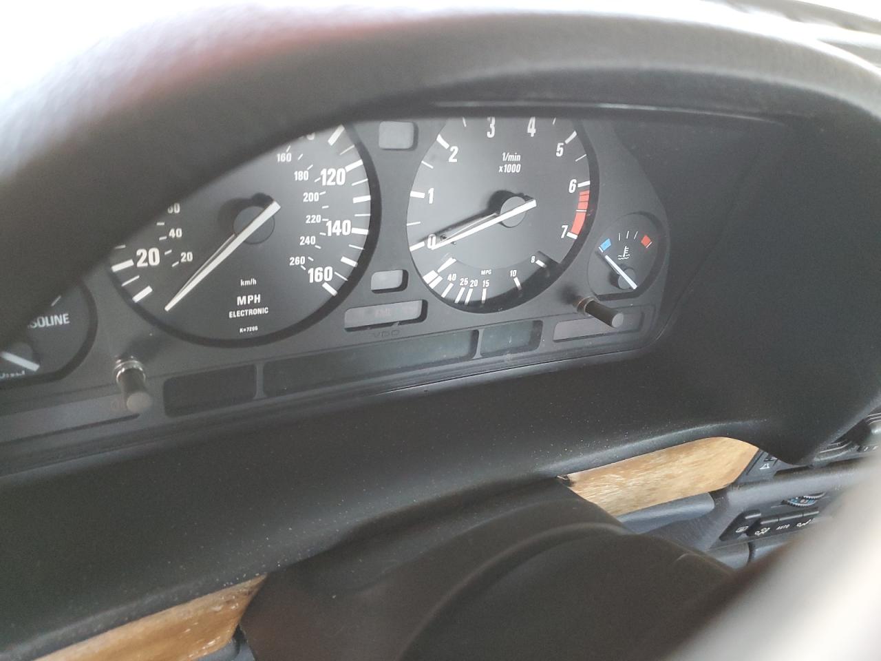 1988 BMW 735 I Automatic VIN: WBAGB4317J3202089 Lot: 58818335