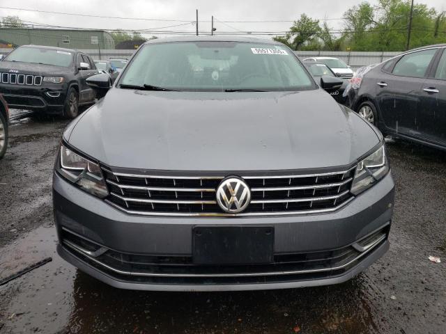  VOLKSWAGEN PASSAT 2017 Gray