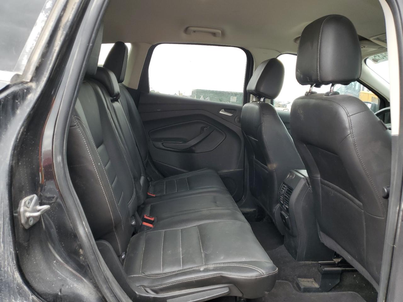 2015 Ford Escape Titanium VIN: 1FMCU9J94FUC82840 Lot: 56625435