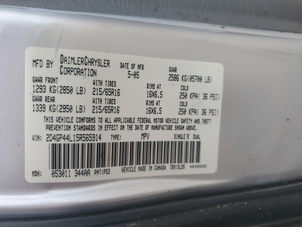 2005 Dodge Grand Caravan Sxt VIN: 2D4GP44L15R565914 Lot: 56537475