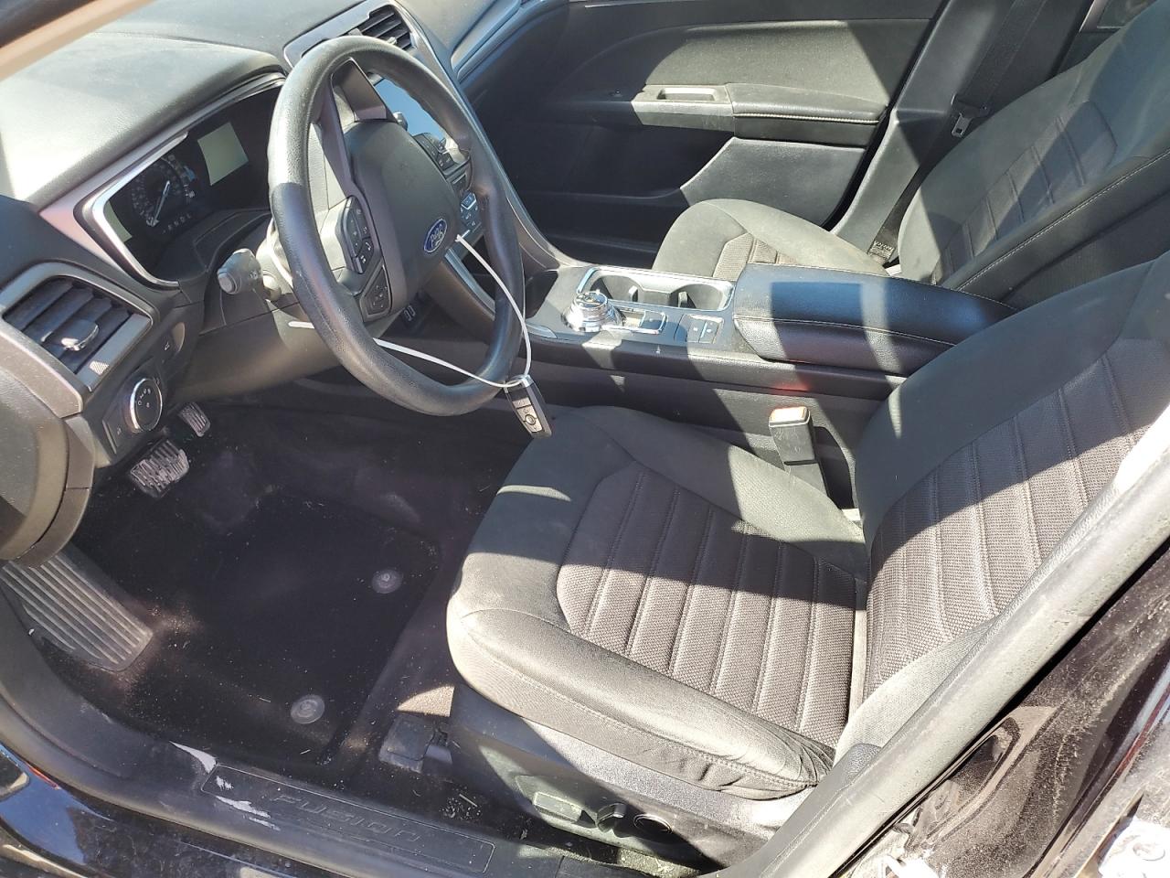 2020 Ford Fusion Se VIN: 3FA6P0HD3LR230011 Lot: 57272455