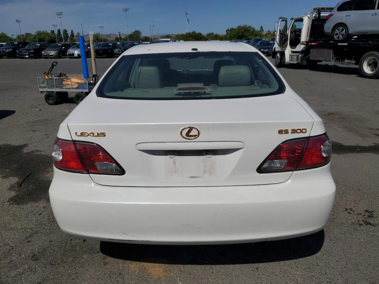 2002 Lexus Es 300 VIN: JTHBF30G720047629 Lot: 56994115