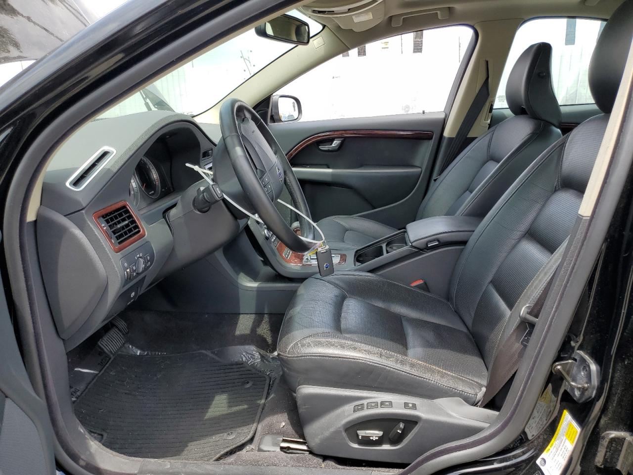 2007 Volvo S80 V8 VIN: YV1AH852271026216 Lot: 55960235