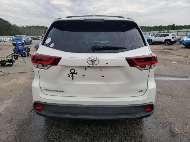  TOYOTA HIGHLANDER 2019 Белы