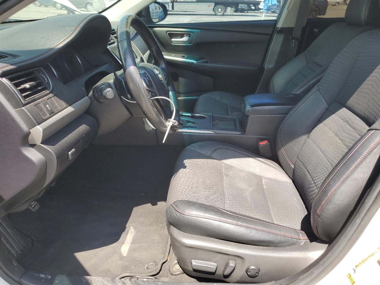 2015 Toyota Camry Le VIN: 4T1BF1FK3FU048224 Lot: 56067275