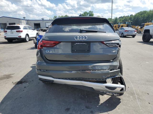  AUDI Q3 2021 Szary