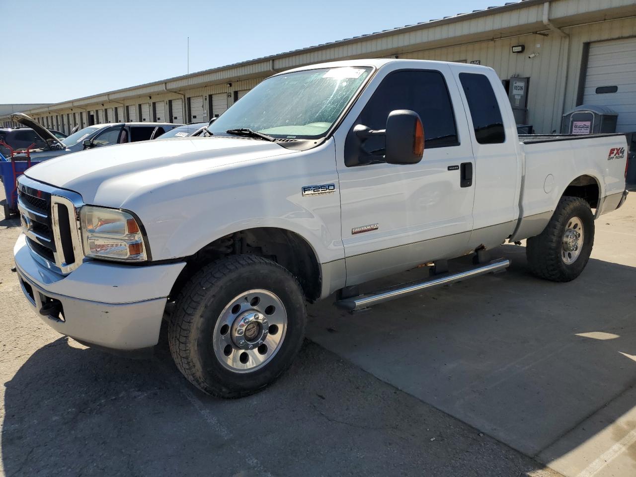 2005 Ford F250 Super Duty იყიდება Louisville-ში, KY - Side