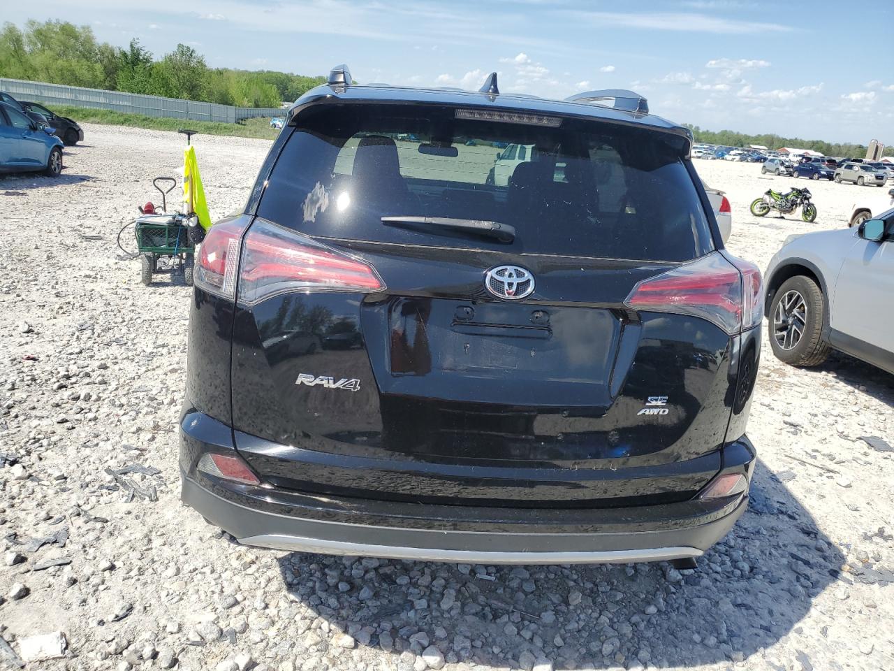 2017 Toyota Rav4 Se VIN: 2T3JFREV9HW647810 Lot: 57019355