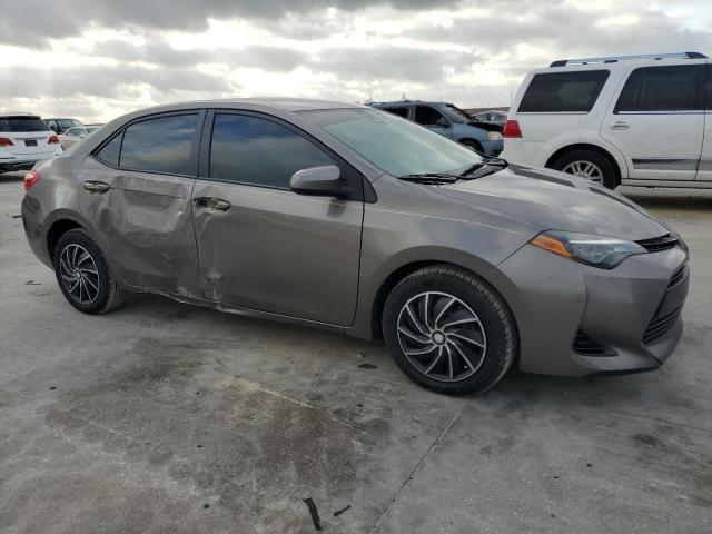  TOYOTA COROLLA 2018 Золотой