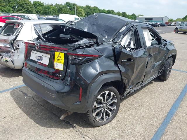2024 TOYOTA YARIS CROS