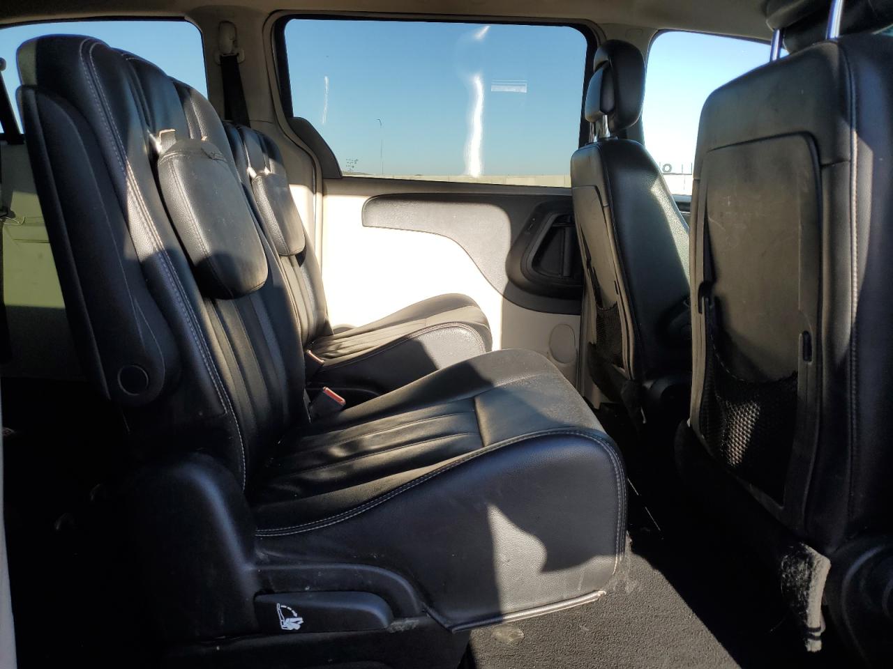 2013 Chrysler Town & Country Touring VIN: 2C4RC1BG9DR669670 Lot: 56627445