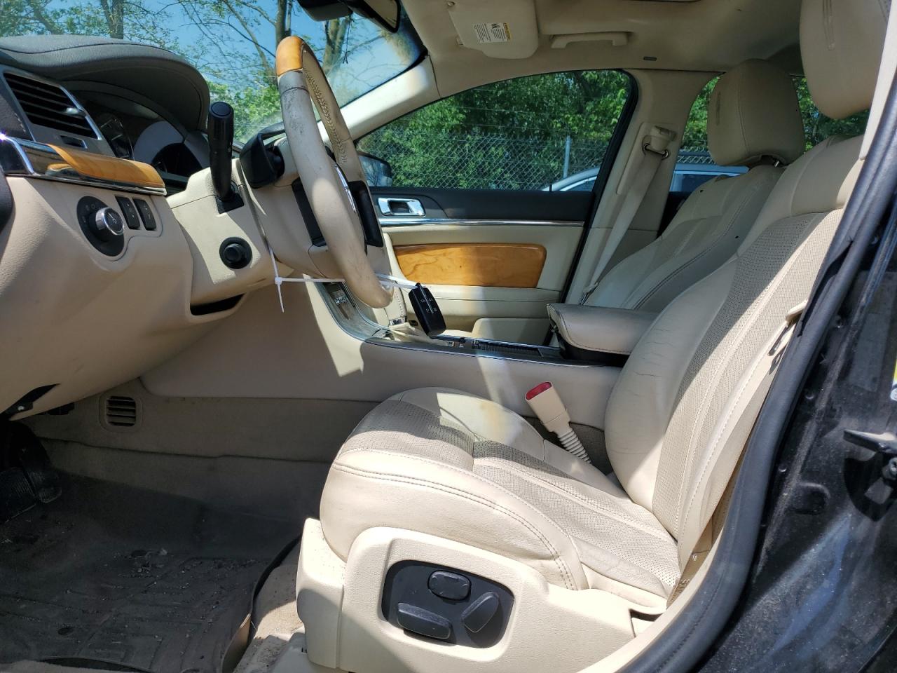 2010 Lincoln Mks VIN: 1LNHL9ER6AG610656 Lot: 55769645