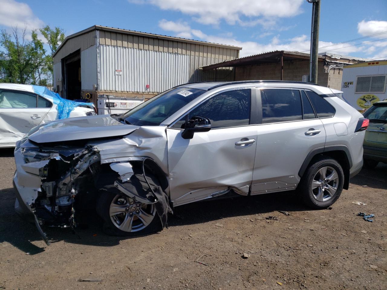 2T3RWRFV9RW250181 TOYOTA RAV4 2024