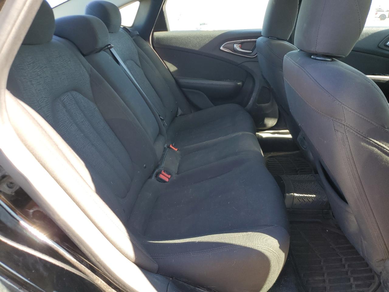 2015 Chrysler 200 Limited VIN: 1C3CCCAB6FN729223 Lot: 56986355