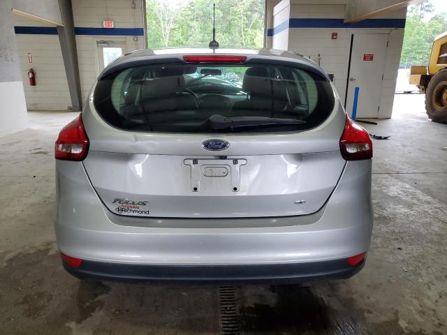  FORD FOCUS 2015 Srebrny