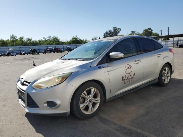Sedans FORD FOCUS 2014 Srebrny